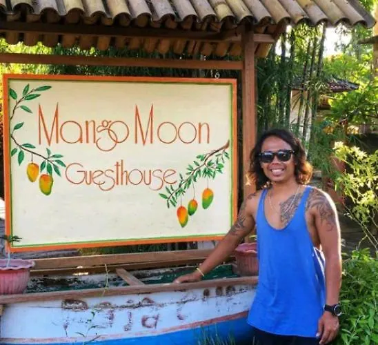 Mango Moon 3*